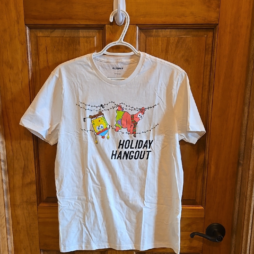 Holiday Hangout White T-Shirt By old Navy  NWT Size S